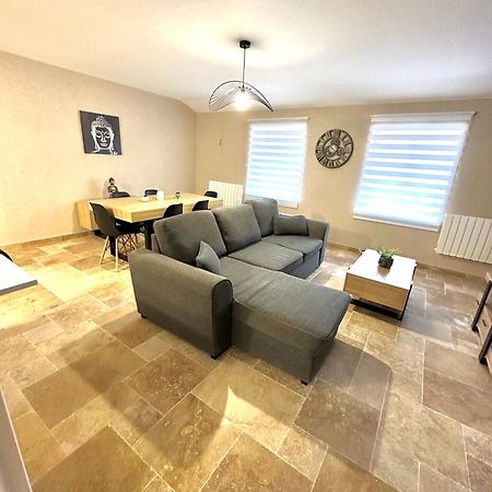 Le Petit Phuket Saint-Laurent-sur-Saone Exterior foto