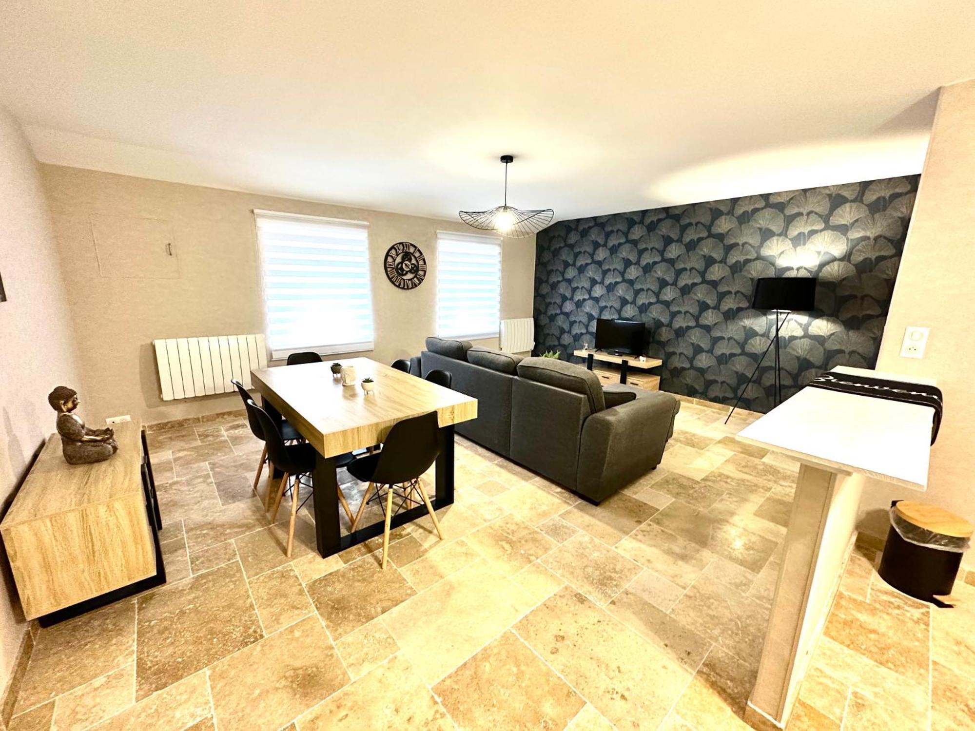 Le Petit Phuket Saint-Laurent-sur-Saone Exterior foto